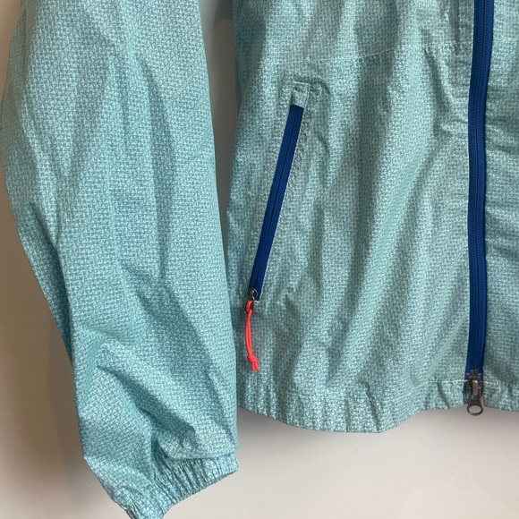 GEOMETRIC NORTH FACE WIND BREAKER! - Picture 10 of 10